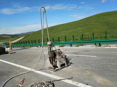 武鸣公路地基基础注浆加固